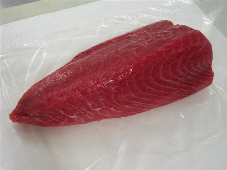 YELLOW FIN TUNA STEAK